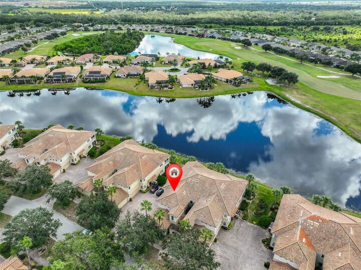 Property Photo:  1360 Emerald Dunes Drive  FL 33573 