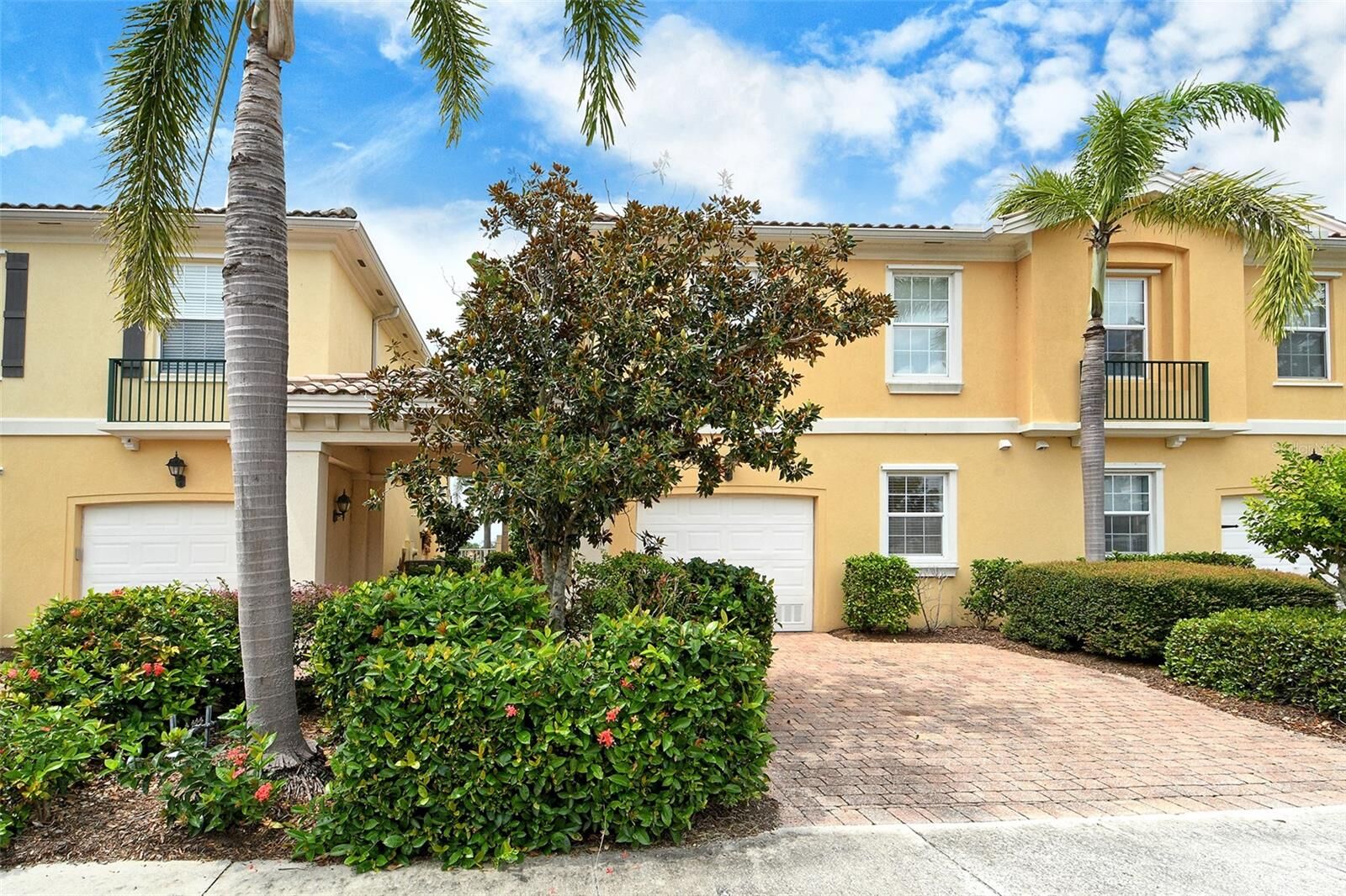Property Photo:  1400 Burgos Drive  FL 34238 