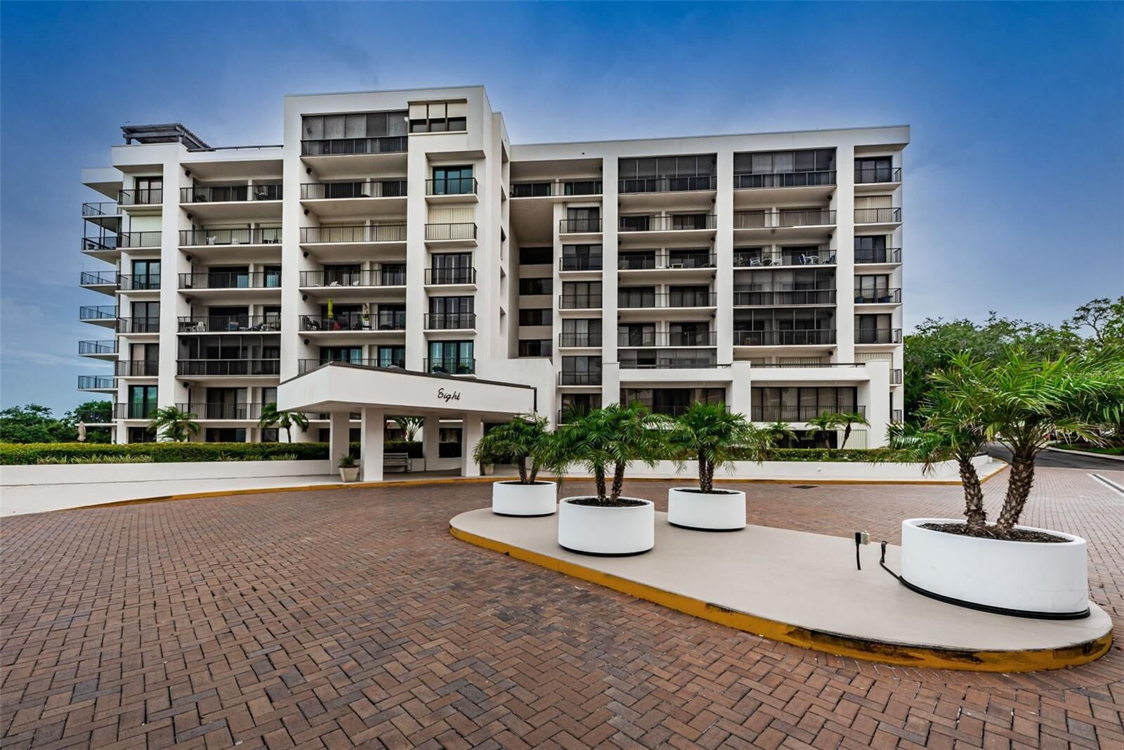 Property Photo:  8 Belleview Boulevard 601  FL 33756 