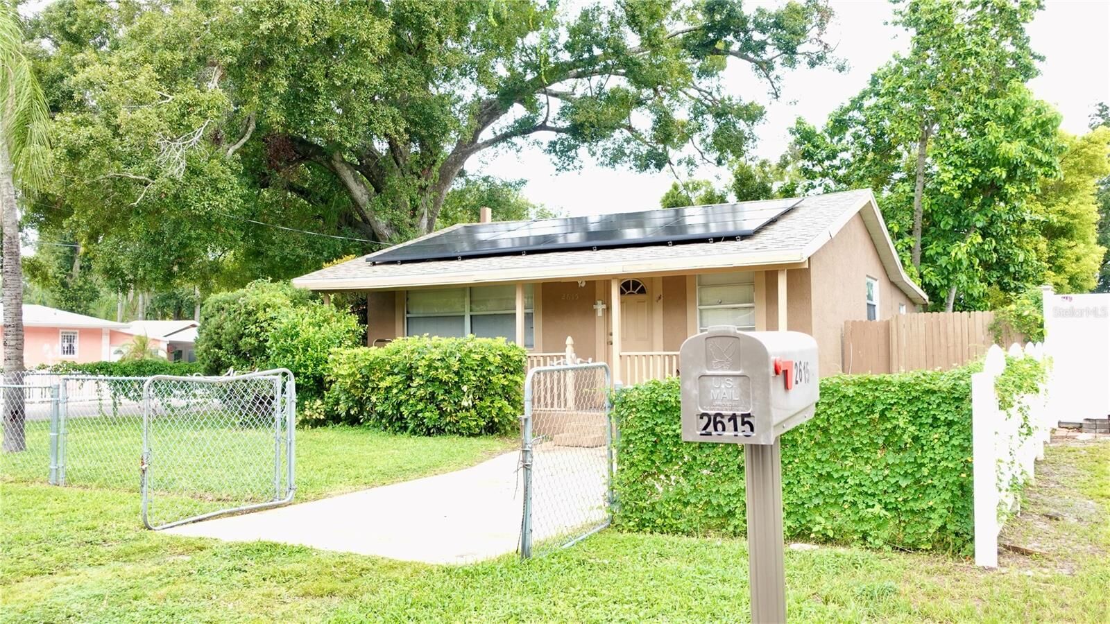 Property Photo:  2615 W Comanche Avenue  FL 33614 