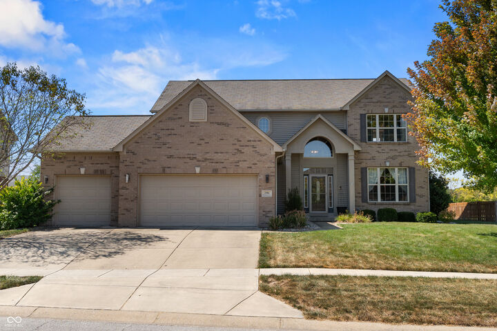 2086 Woodfield Drive  Greenwood IN 46143 photo