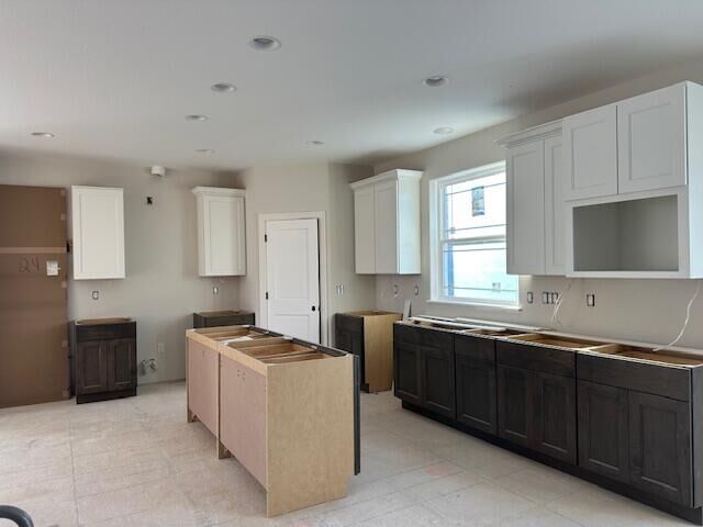 Property Photo:  935 Kohlwey Dr  WI 53024 