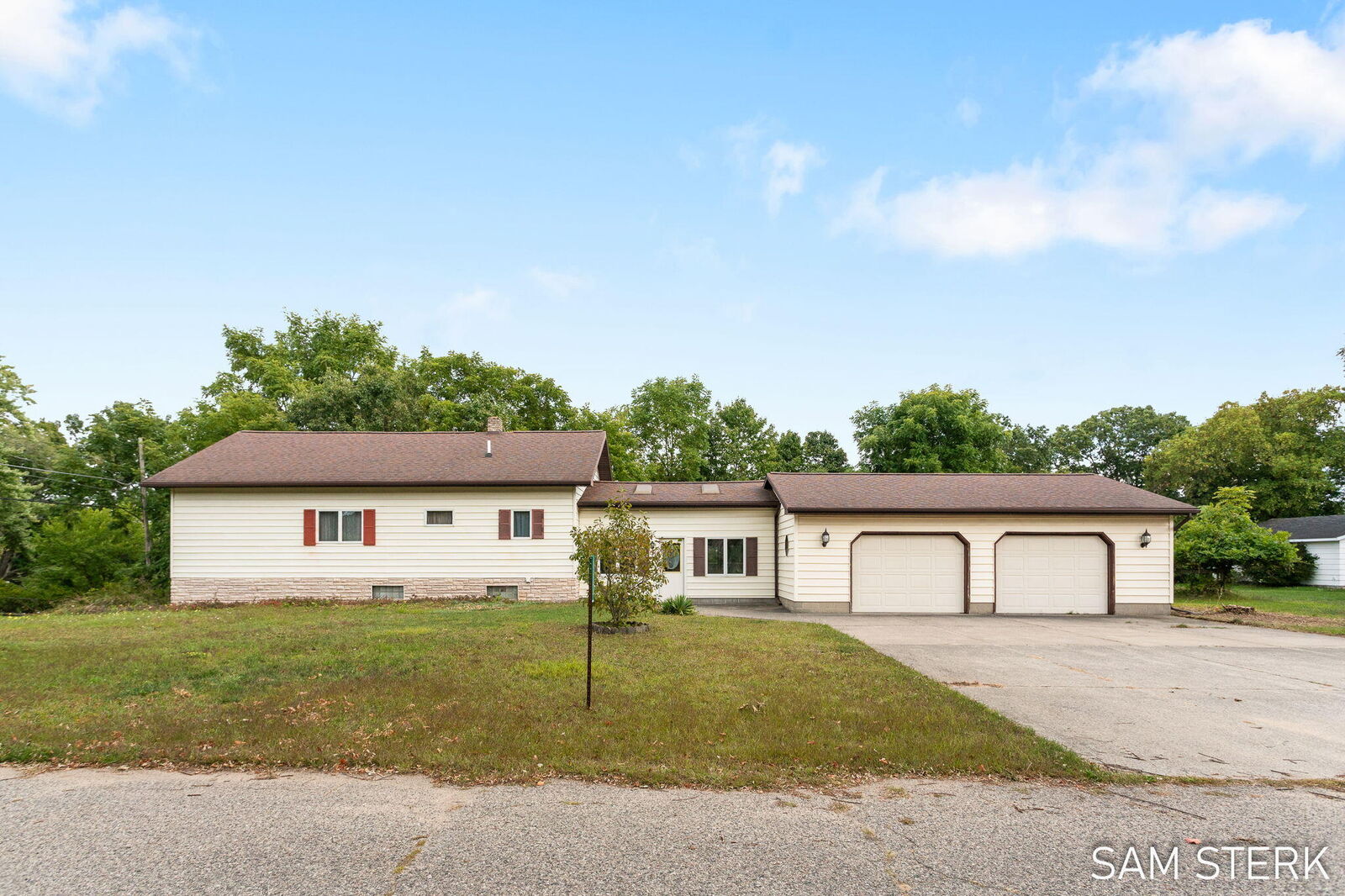 Property Photo:  8844 Stebbins Street  MI 49437 
