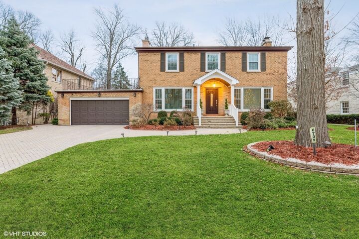 6739 N Leroy Avenue  Lincolnwood IL 60712 photo