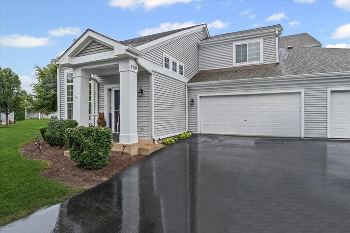 350 Cascade Lane  Oswego IL 60543 photo