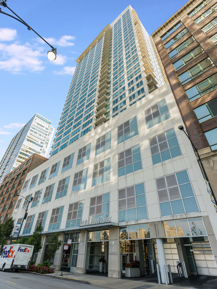 Property Photo:  701 S Wells Street 1102  IL 60607 