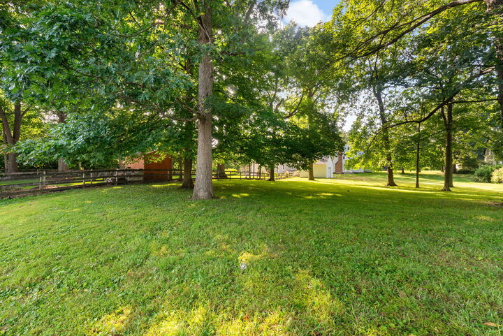Property Photo:  1436 Gilbert Avenue  IL 60515 
