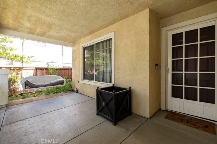 Property Photo:  28632 Black Oak Lane  CA 91384 