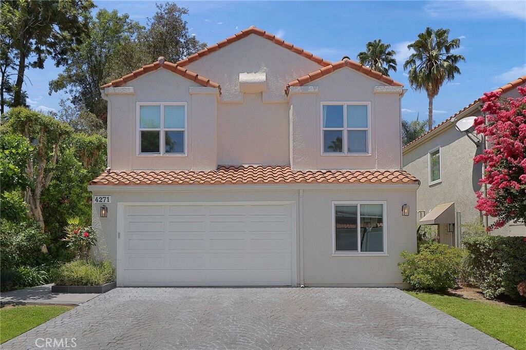 Property Photo:  4271 Park Paloma  CA 91302 