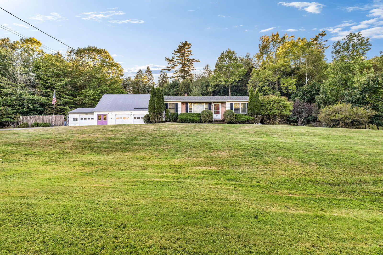 Property Photo:  153 E E Side Drive Drive  ME 04416 
