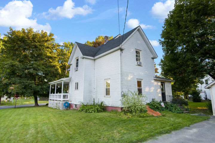 Property Photo: 8 Grove Street ME 04953