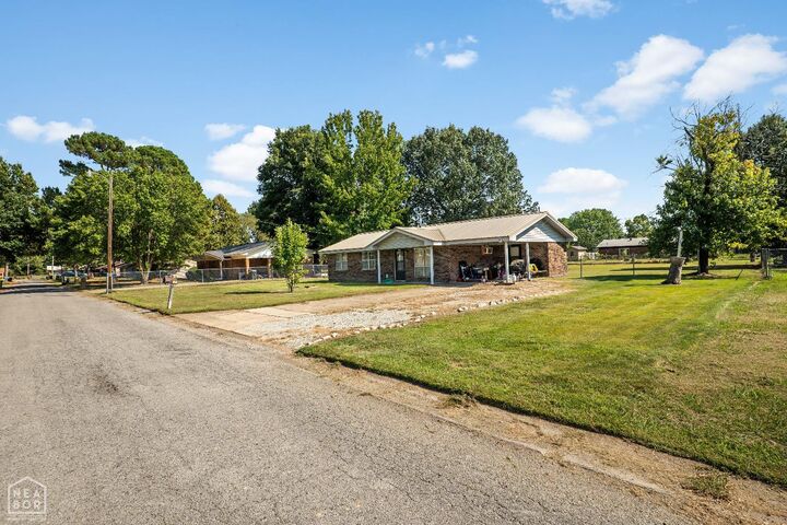 Property Photo: 307 Carson AR 72416