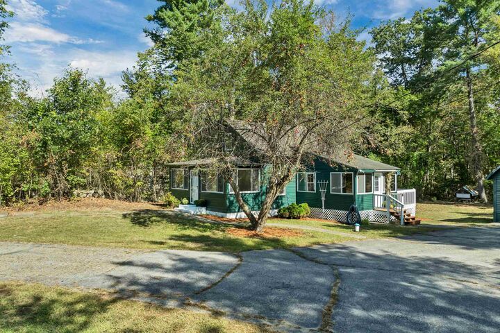 Property Photo:  60 East Dunbarton Road  NH 03045 