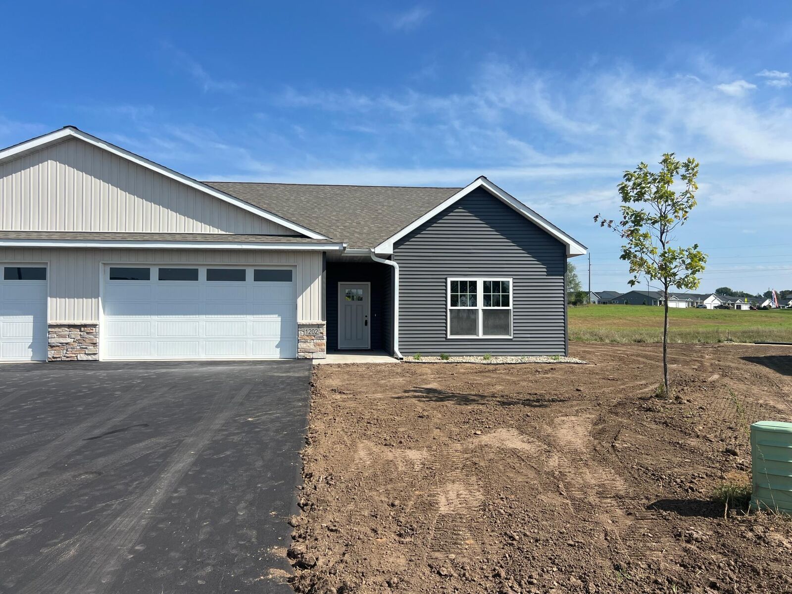 Property Photo: 1202 Poppy Court WI 54017