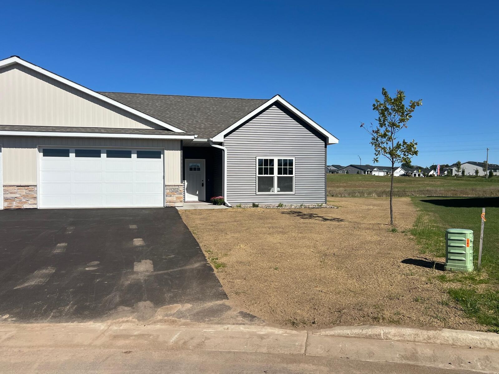 Property Photo: 1202 Poppy Court WI 54017