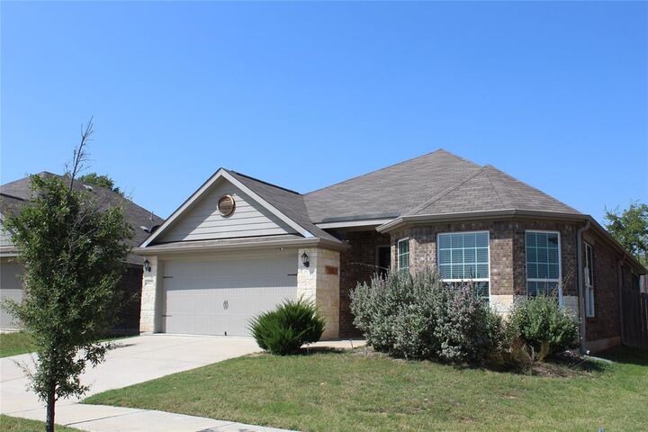 Property Photo:  4829 Beaver Creek Avenue  TX 76207 