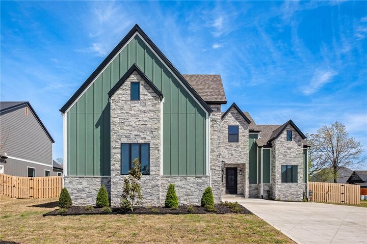 Property Photo:  3620 Bearpaw  AR 72712 