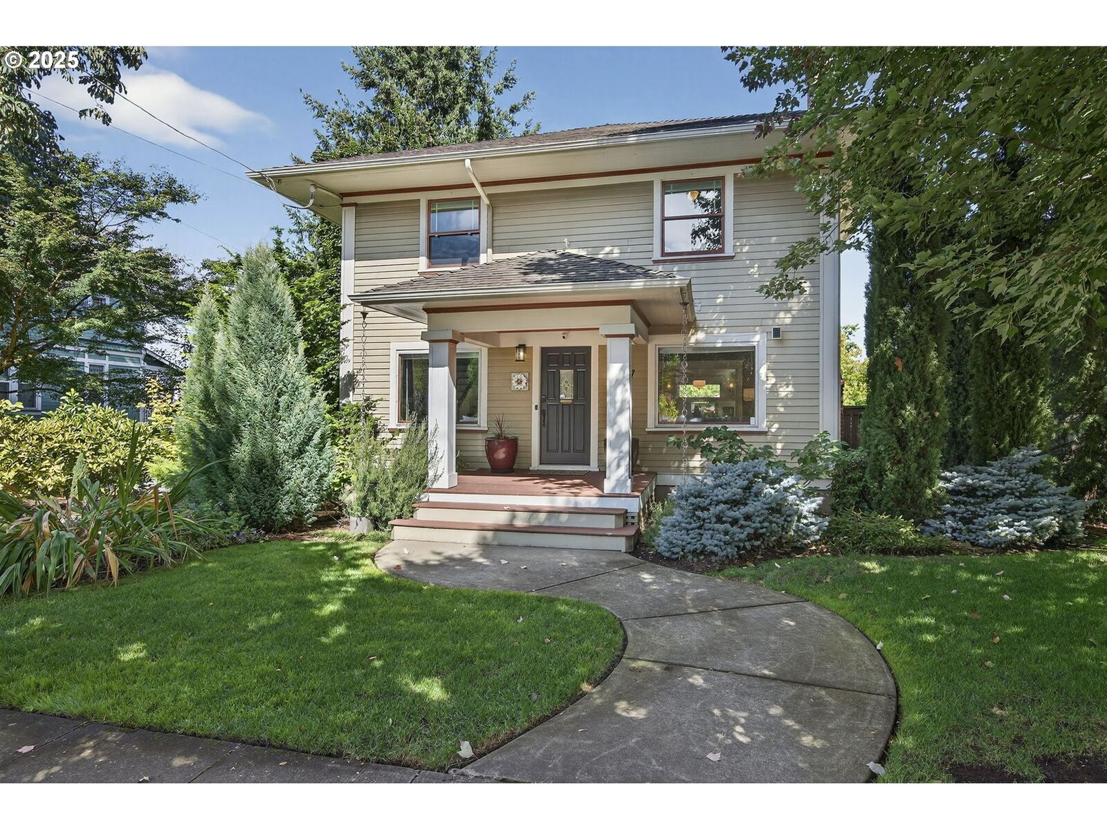 Property Photo:  3107 N Rosa Parks Way  OR 97217 