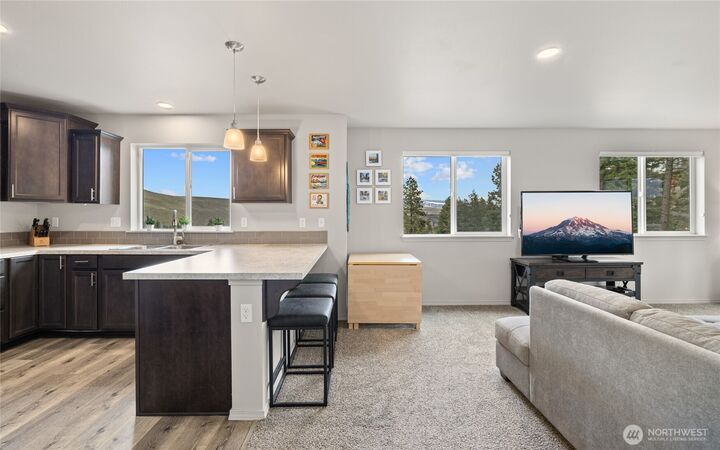 Property Photo:  451  Twin Lakes Road  WA 98922