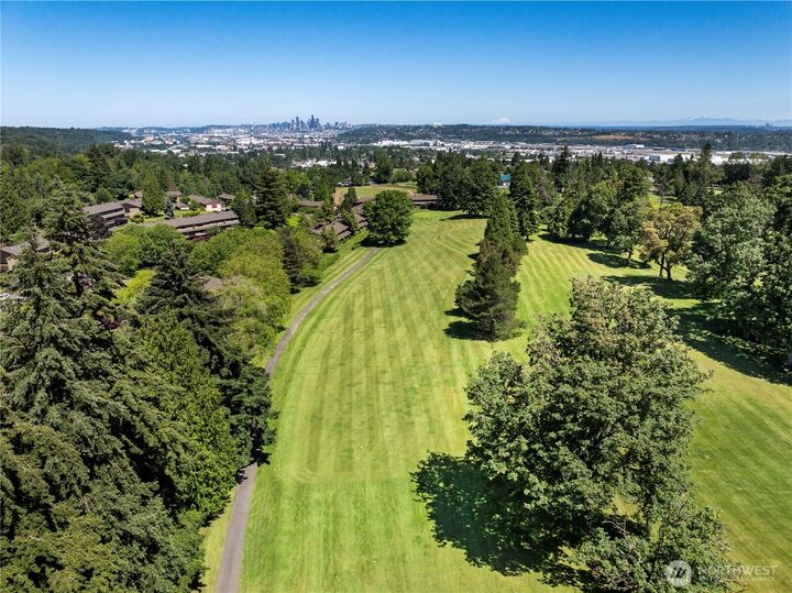 Property Photo:  10751  Glen Acres Drive S  WA 98168 