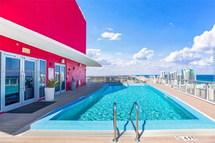 Property Photo:  2602 E Hallandale Beach Blvd R2109  FL 33009 