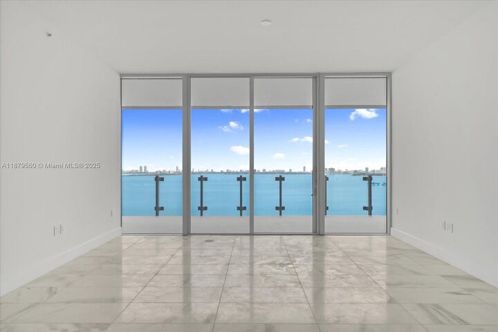 Property Photo:  700 NE 26th Ter 1102  FL 33137 