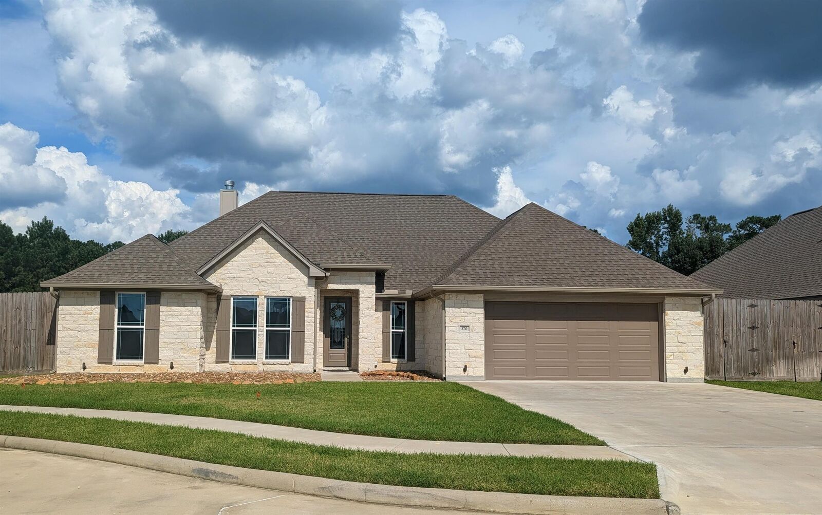 Property Photo:  370 Hidden Grove Court  TX 77657 