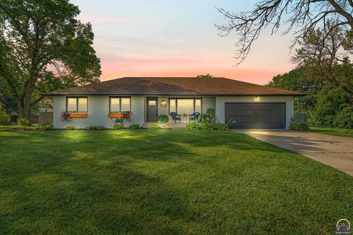 Property Photo:  8149 SW 61st St  KS 66610 