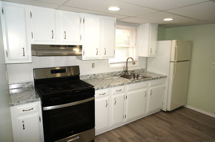 Property Photo:  19 Ferris Avenue 3  CT 06854 