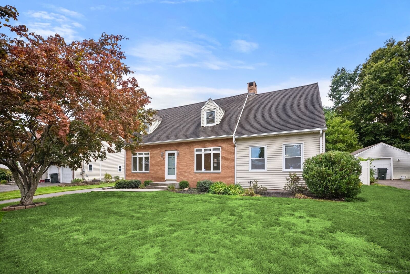 Property Photo:  14 Hewitt Street  CT 06109 