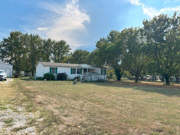 Property Photo:  204 Rabbit Run  MO 65610