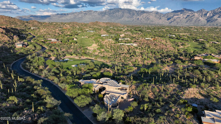 Property Photo: 1106 W Tortolita Mountain Circle AZ 85755