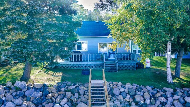 Property Photo:  264 Goderich N/A N  ON N2Z 2K3 
