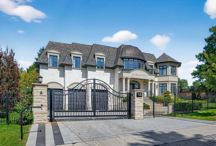 18 Suncrest Drive  Toronto ON M3C 2L2 photo