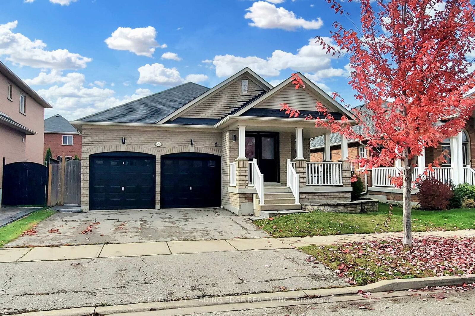 Property Photo:  29 Pardon Avenue  ON L1P 1V1 