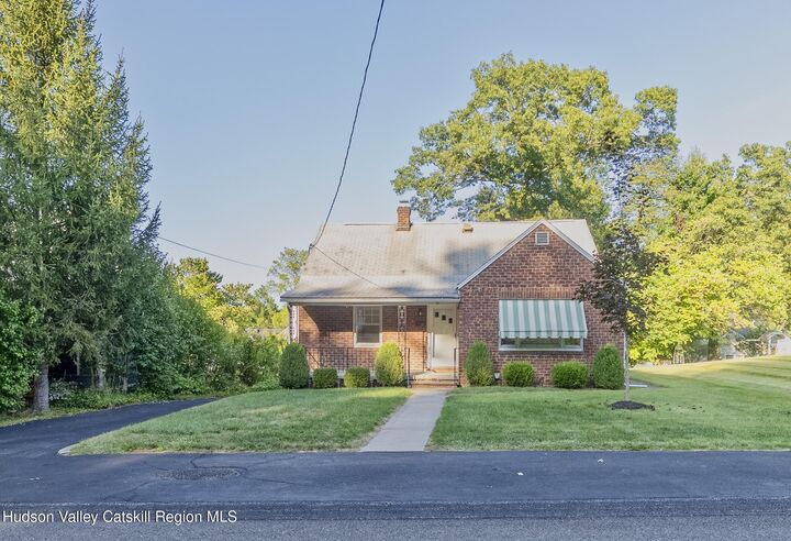 Property Photo: 57 Dunneman NY 12401