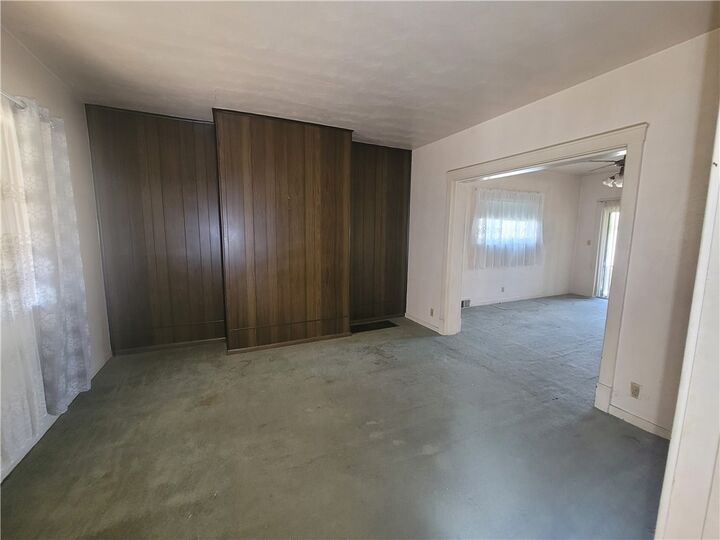 Property Photo:  201 Onyx St  PA 15210 