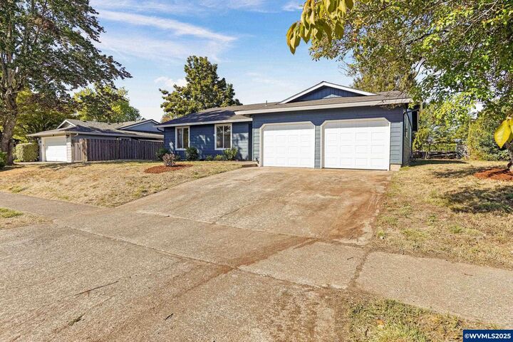 Property Photo:  4729 Sesame St NE  OR 97305 