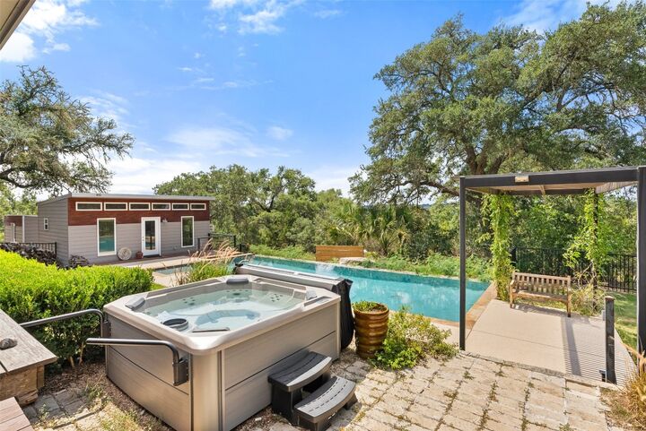 17124 Westview Trail  Austin TX 78737 photo