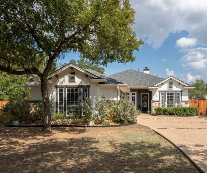 799 W Bartlett Drive  Buda TX 78610 photo