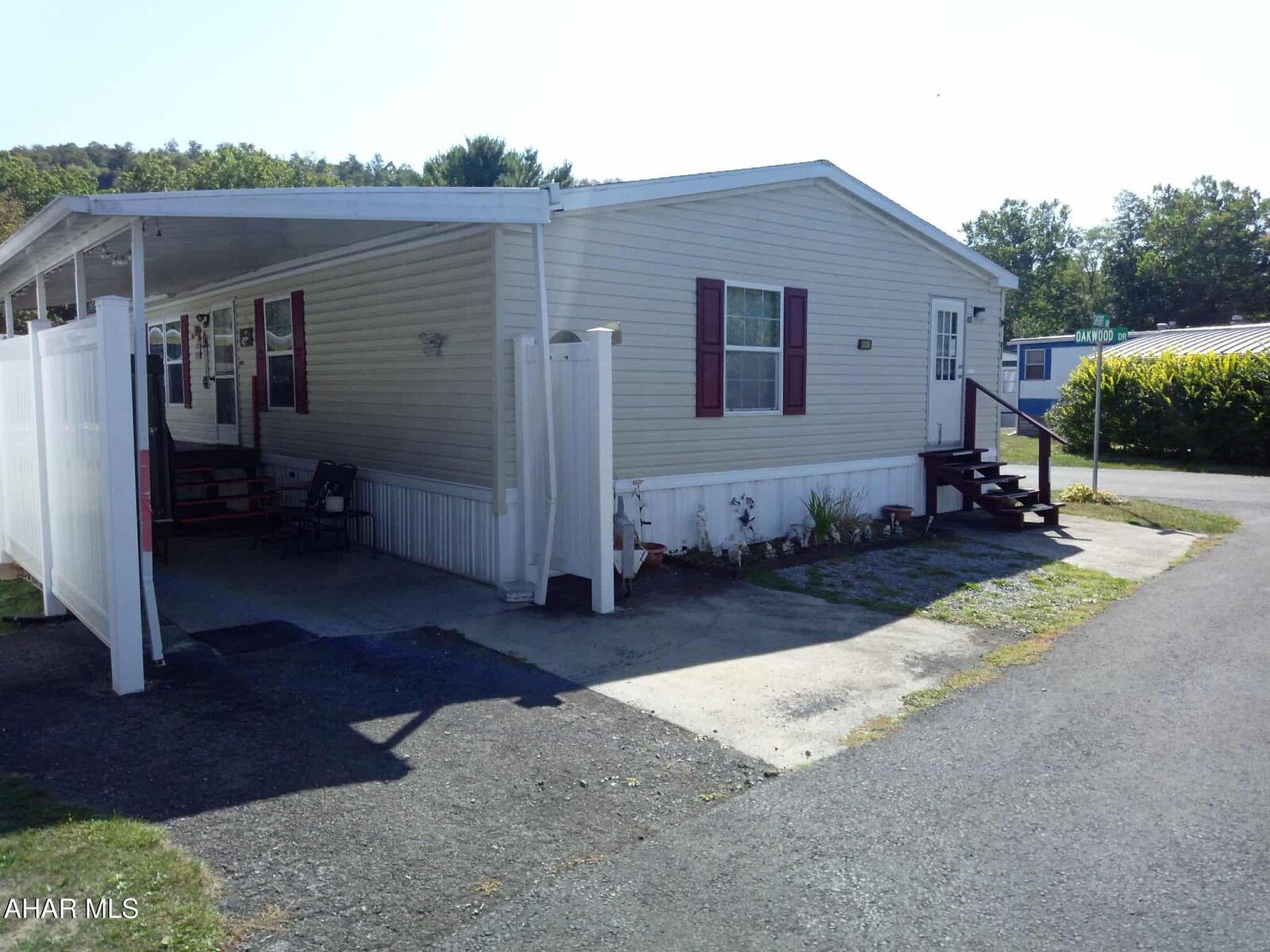 Property Photo: 811 Short Drive PA 16601