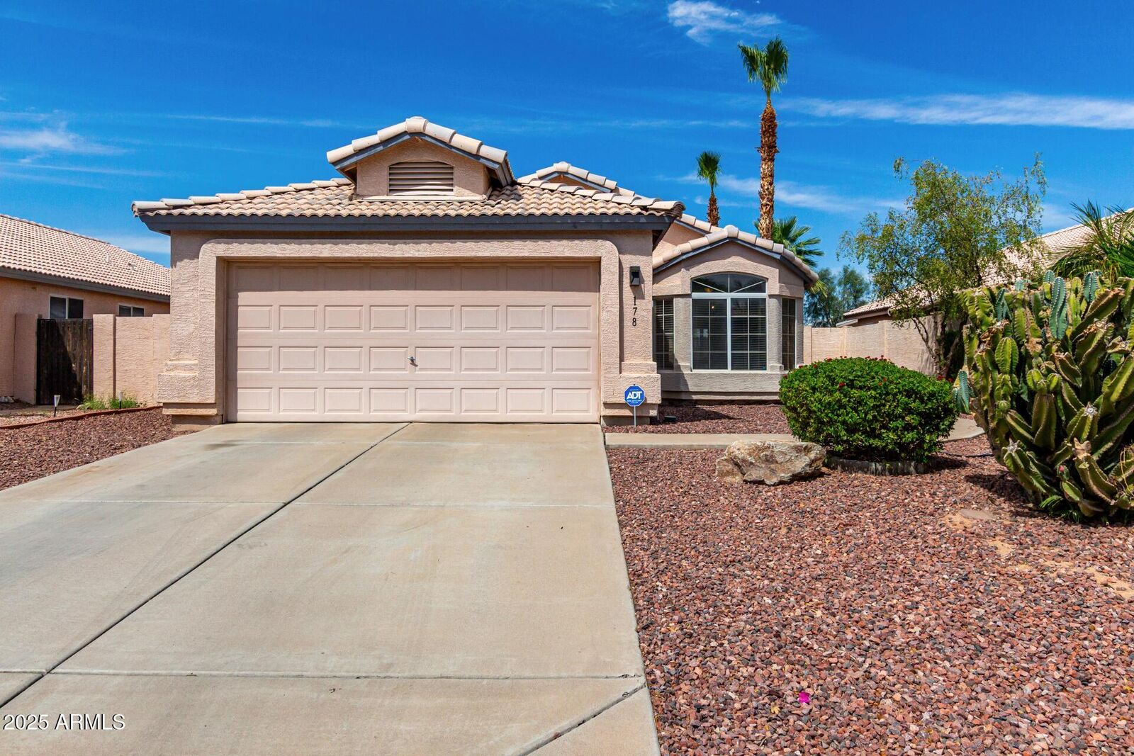 Property Photo:  178 W Jasper Drive  AZ 85233 