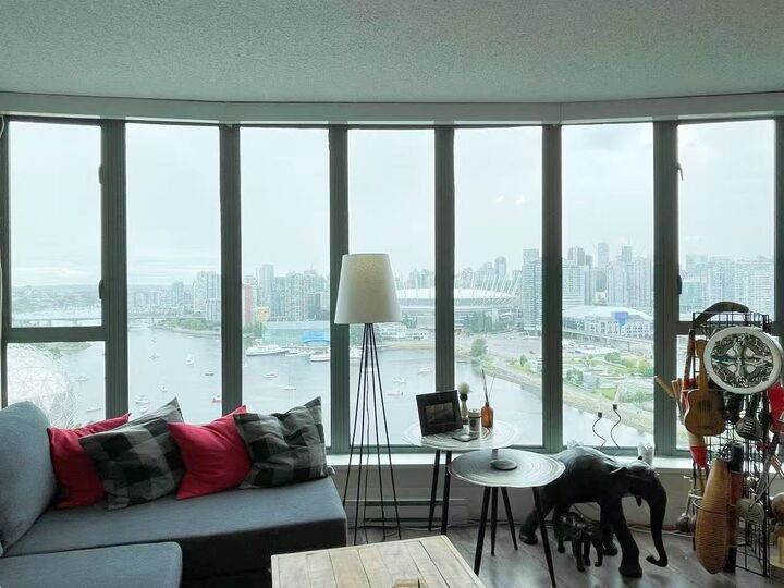 Property Photo:  1188 Quebec Street 2302  BC V6A 4B3 