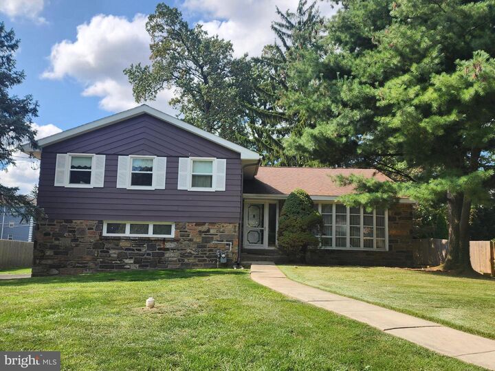 7804 Louise Lane  Glenside PA 19038 photo