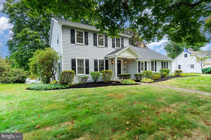 Property Photo: 5221 Meadowbrook Drive PA 17050