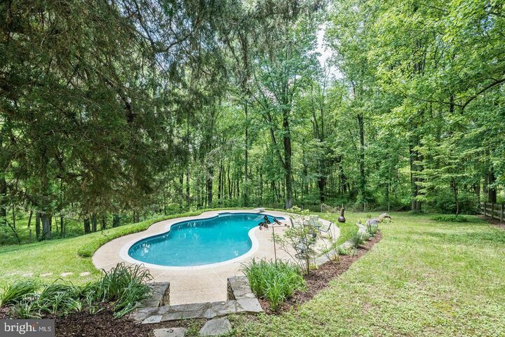 Property Photo:  619 Sideling Court  MD 21784 
