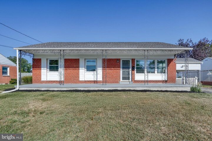 Property Photo: 29 Kensington Drive PA 17011