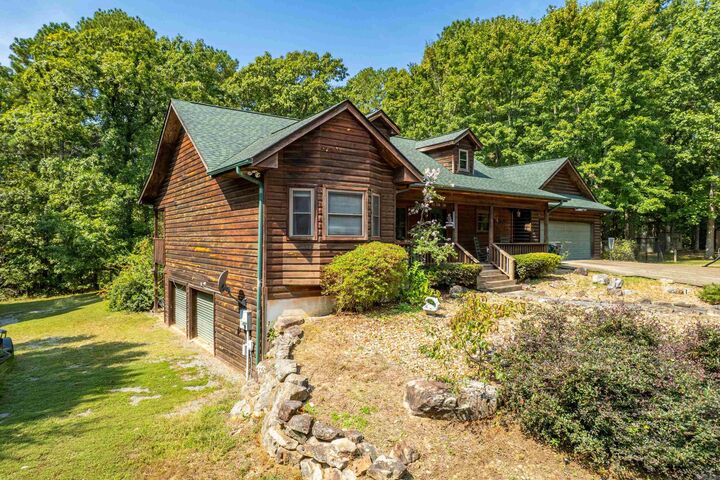 Property Photo:  235 Wildflower Ct  AR 71909