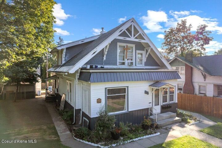 Property Photo:  818 E Garden Ave  ID 83814 
