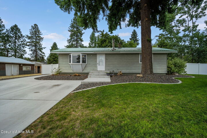 104 W 16th Ave  Post Falls ID 83854 photo